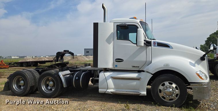 CAMIóN 2017 KENWORTH