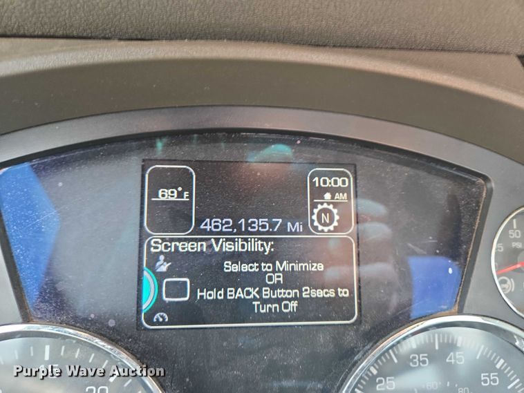 image for item EN8038 2017 Kenworth T680 semi truck