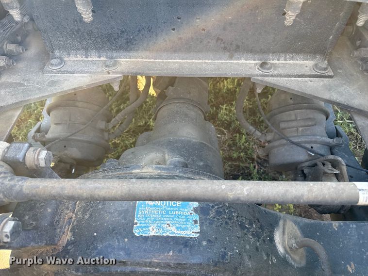 image for item EP0584 2016 Peterbilt 579 semi truck