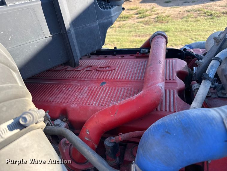 image for item EP0584 2016 Peterbilt 579 semi truck