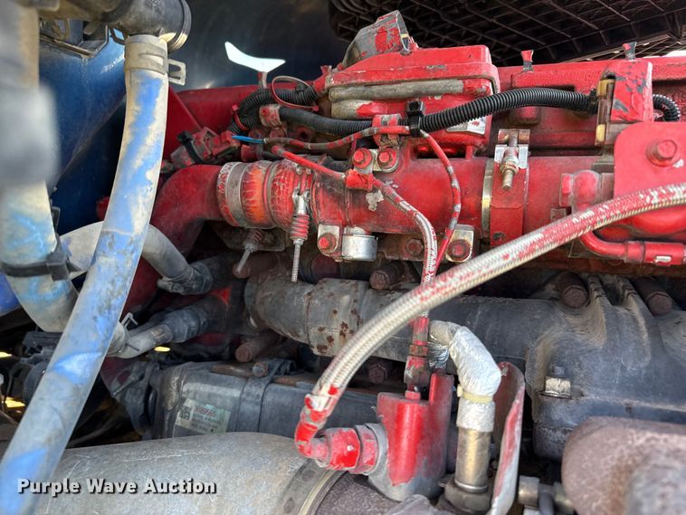 image for item EP0584 2016 Peterbilt 579 semi truck