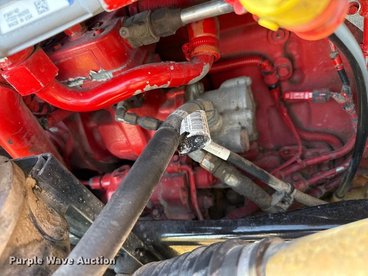 image for item EP0584 2016 Peterbilt 579 semi truck