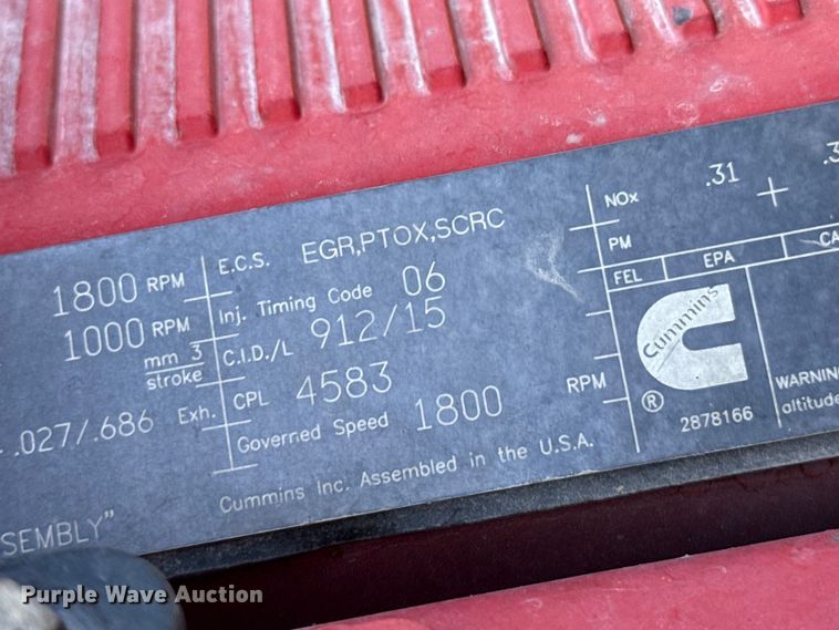 image for item EP0584 2016 Peterbilt 579 semi truck