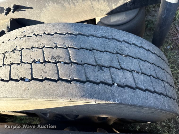 image for item EP0584 2016 Peterbilt 579 semi truck