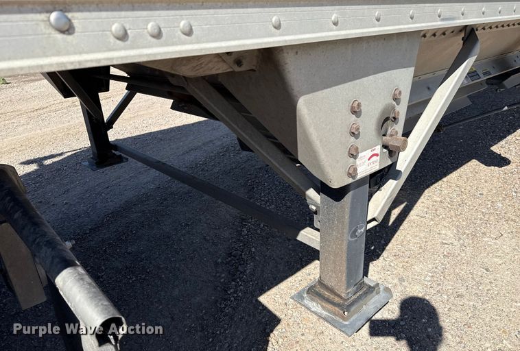 image for item EP0599 2017 Timpte grain trailer