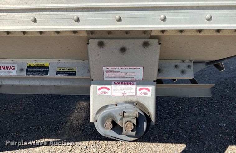 image for item EP0599 2017 Timpte grain trailer