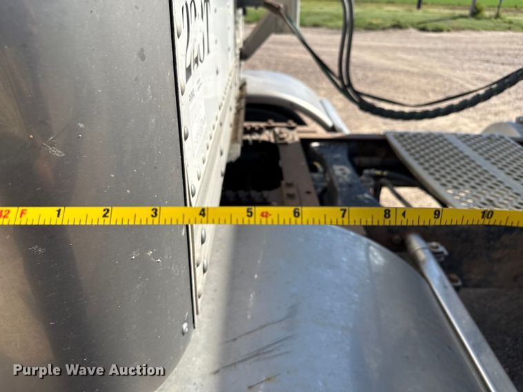 image for item EP0599 2017 Timpte grain trailer