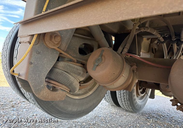 image for item EP0599 2017 Timpte grain trailer