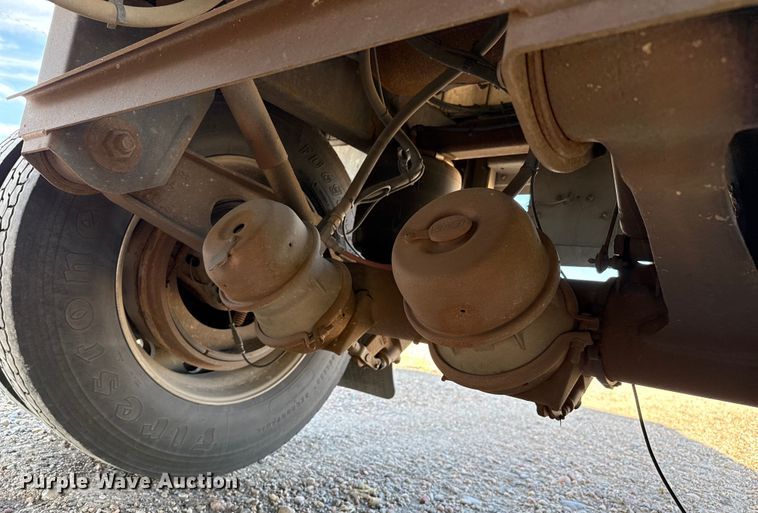 image for item EP0599 2017 Timpte grain trailer