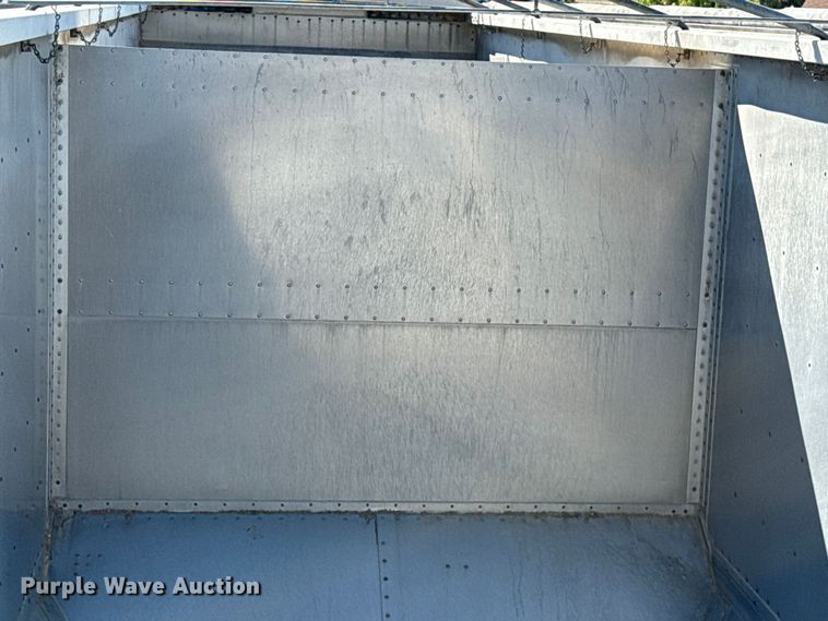 image for item EP0599 2017 Timpte grain trailer