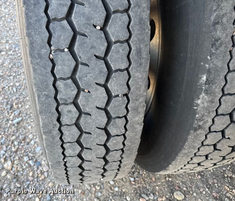 image for item EP0599 2017 Timpte grain trailer