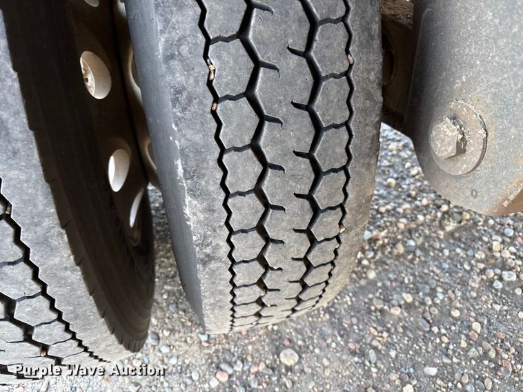 image for item EP0599 2017 Timpte grain trailer