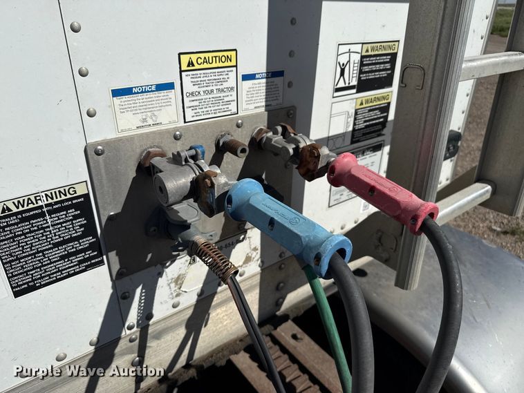 image for item EP0600 2009 Kenworth T600 semi truck