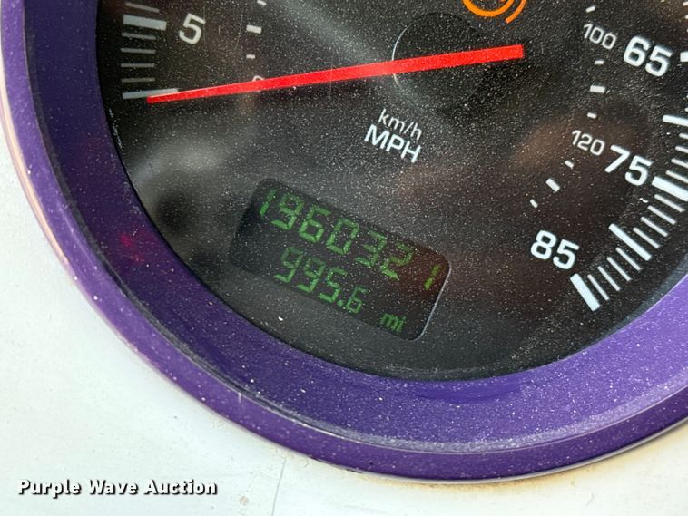 image for item EP0600 2009 Kenworth T600 semi truck