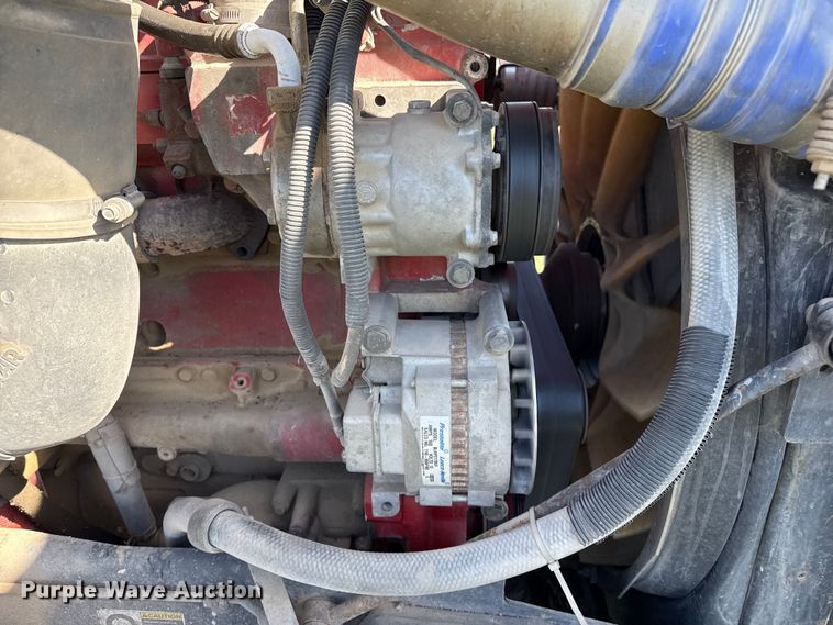 image for item EP0600 2009 Kenworth T600 semi truck