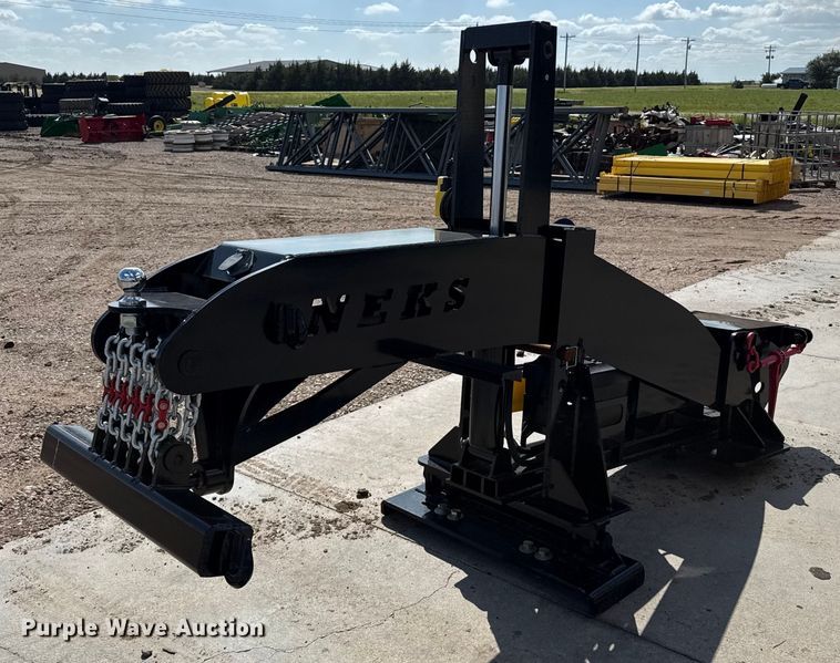 image for item EP0656 2025 NEKS fifth wheel wrecker boom