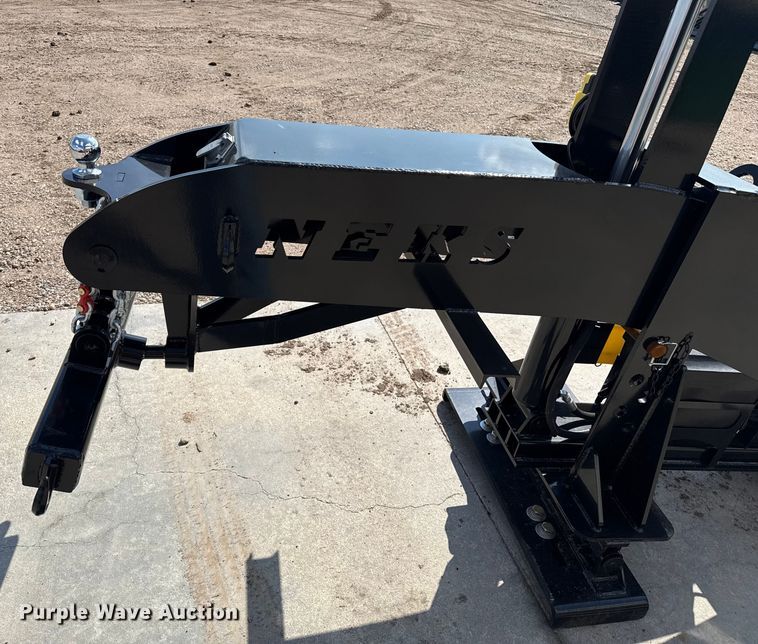 image for item EP0656 2025 NEKS fifth wheel wrecker boom