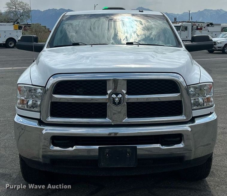 image for item EQ0521 2018 Dodge  Ram 2500 utility bed pickup truck