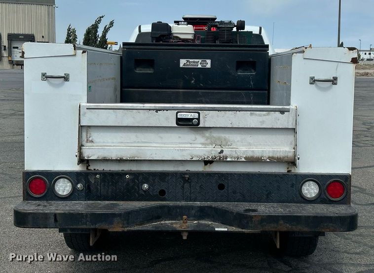 image for item EQ0521 2018 Dodge  Ram 2500 utility bed pickup truck