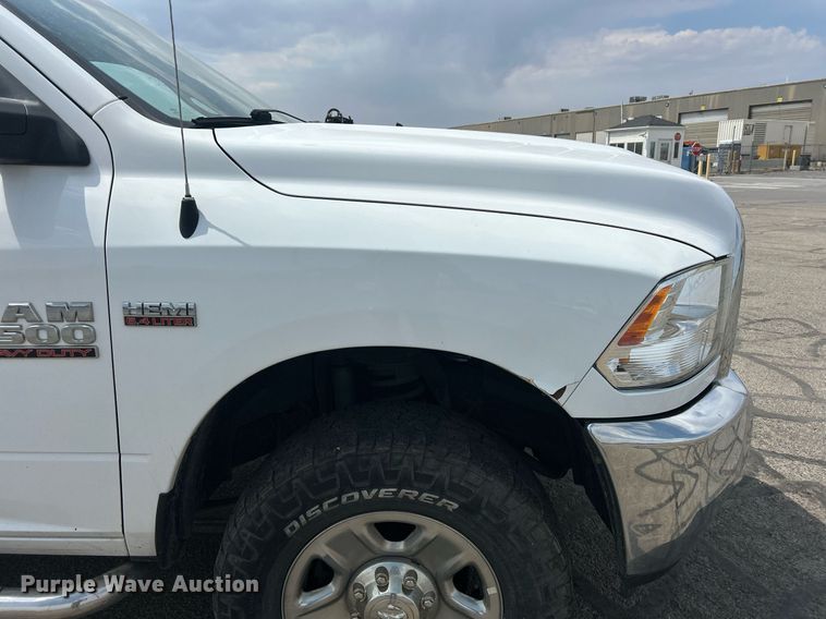 image for item EQ0521 2018 Dodge  Ram 2500 utility bed pickup truck