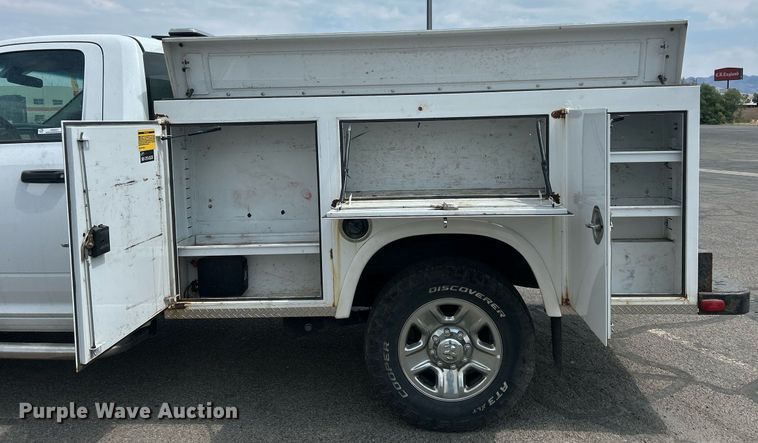 image for item EQ0521 2018 Dodge  Ram 2500 utility bed pickup truck