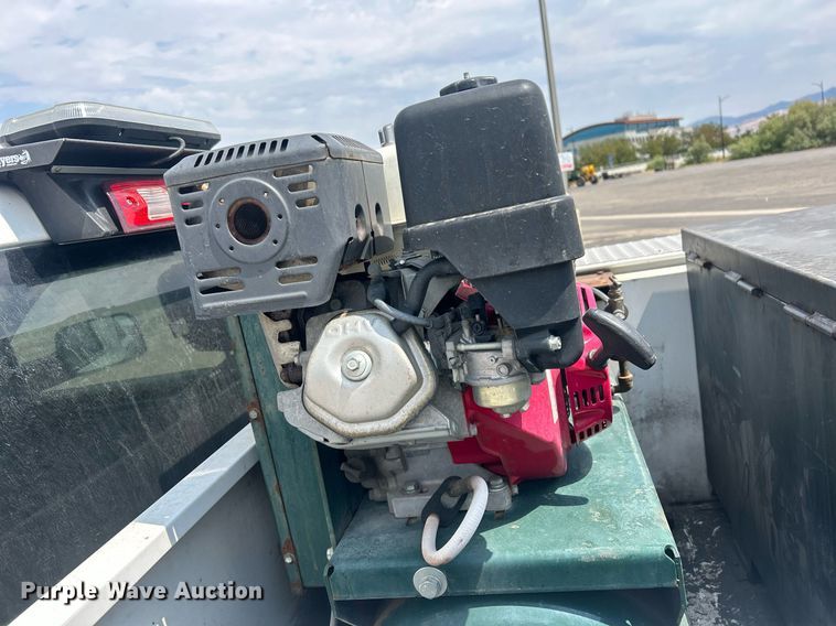 image for item EQ0521 2018 Dodge  Ram 2500 utility bed pickup truck