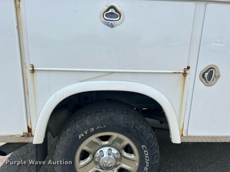 image for item EQ0521 2018 Dodge  Ram 2500 utility bed pickup truck