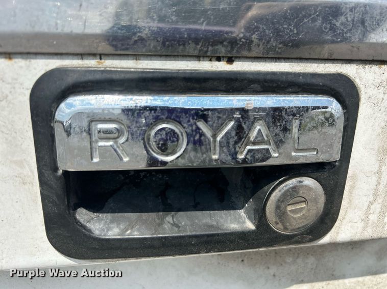 image for item EQ0521 2018 Dodge  Ram 2500 utility bed pickup truck