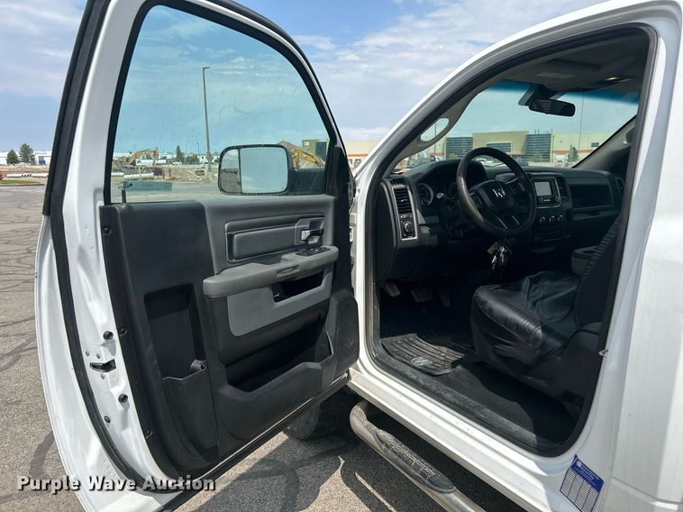 image for item EQ0521 2018 Dodge  Ram 2500 utility bed pickup truck