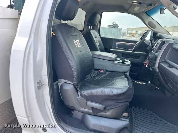 image for item EQ0521 2018 Dodge  Ram 2500 utility bed pickup truck