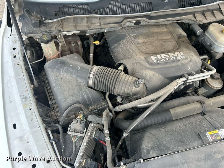 image for item EQ0521 2018 Dodge  Ram 2500 utility bed pickup truck