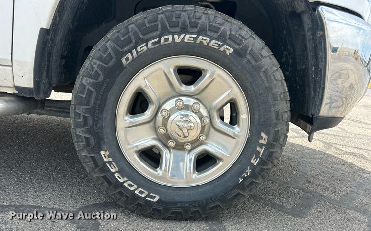 image for item EQ0521 2018 Dodge  Ram 2500 utility bed pickup truck