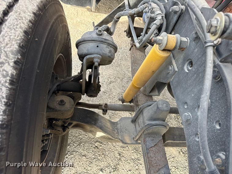 image for item ER0043 2016 Kenworth W900L semi truck