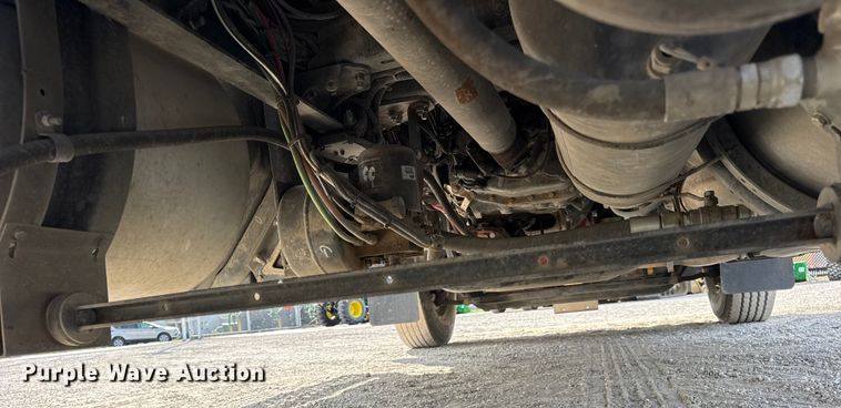 image for item ER0043 2016 Kenworth W900L semi truck