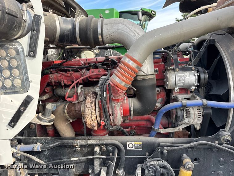 image for item ER0043 2016 Kenworth W900L semi truck