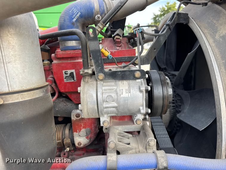 image for item ER0043 2016 Kenworth W900L semi truck