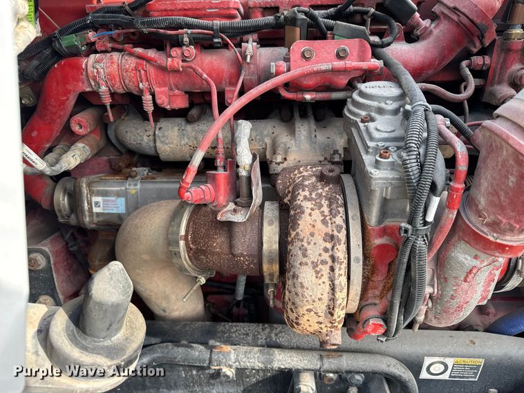 image for item ER0043 2016 Kenworth W900L semi truck