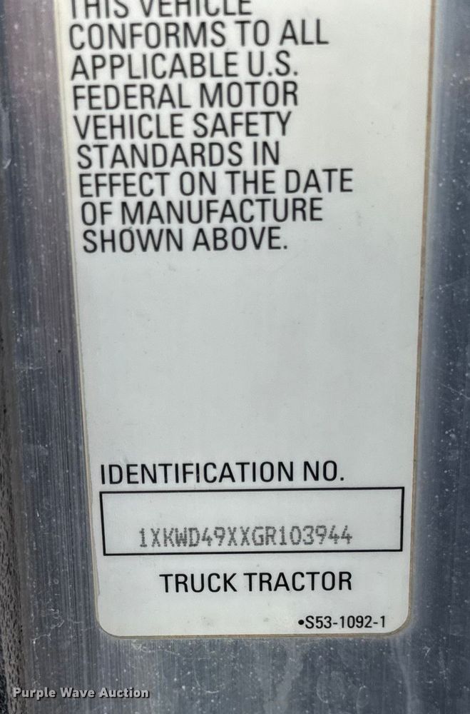 image for item ER0043 2016 Kenworth W900L semi truck