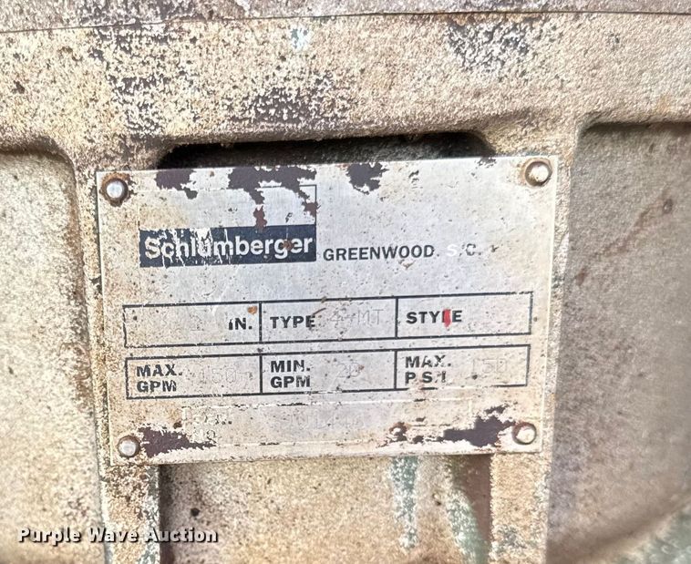 image for item ER0049 1998 Ford L8501 fuel truck