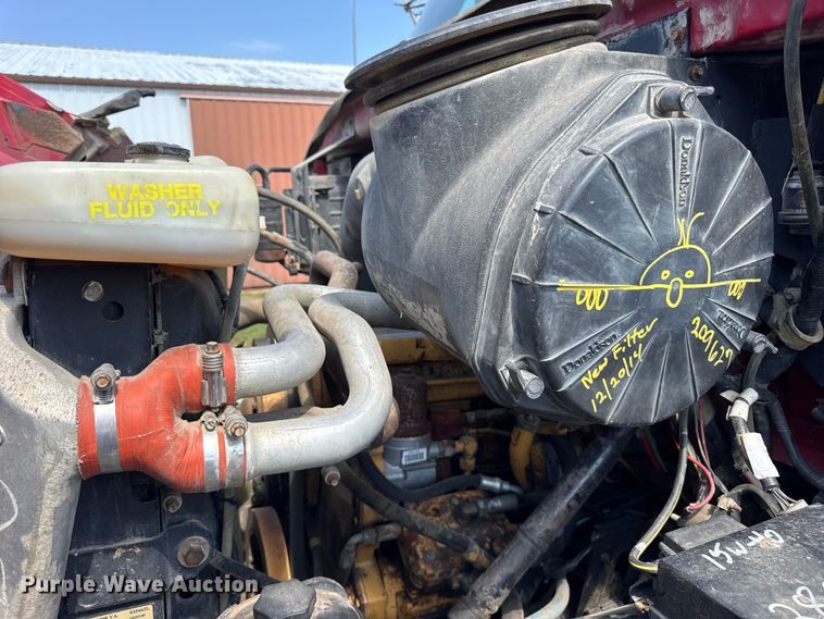 image for item ER0049 1998 Ford L8501 fuel truck