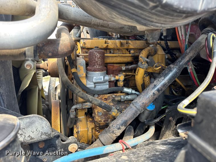 image for item ER0049 1998 Ford L8501 fuel truck