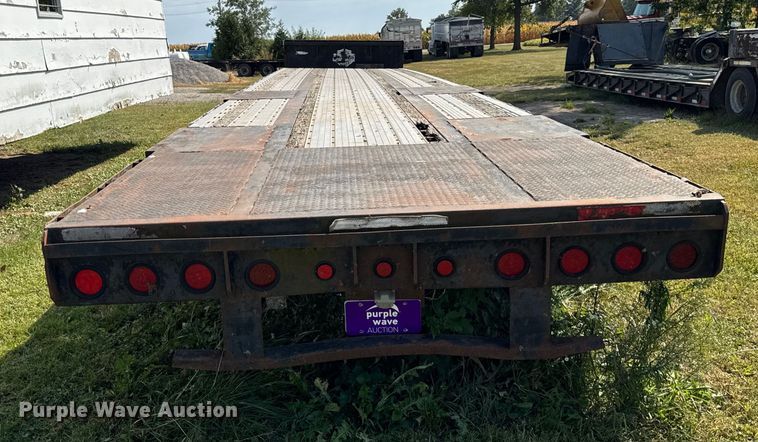 image for item ER0053 2006 Fontaine IDFT-6-804-8WSAWK drop deck trailer