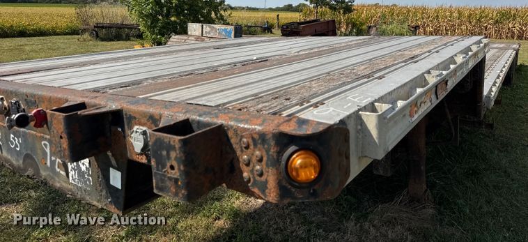 image for item ER0053 2006 Fontaine IDFT-6-804-8WSAWK drop deck trailer