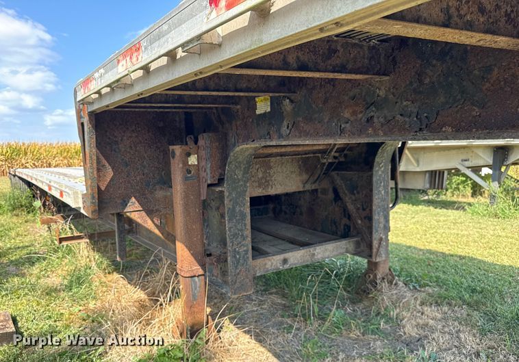 image for item ER0053 2006 Fontaine IDFT-6-804-8WSAWK drop deck trailer