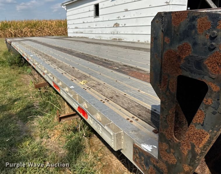 image for item ER0053 2006 Fontaine IDFT-6-804-8WSAWK drop deck trailer