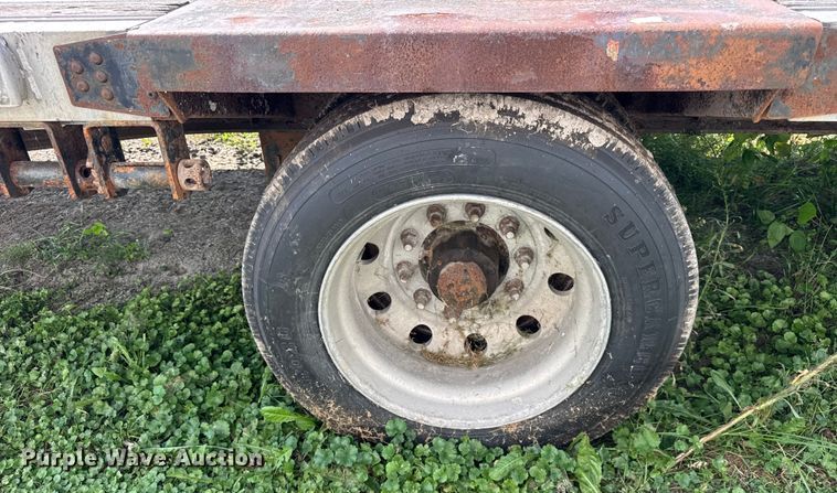 image for item ER0053 2006 Fontaine IDFT-6-804-8WSAWK drop deck trailer