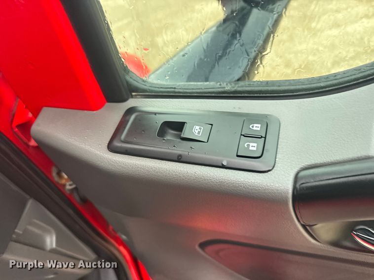 image for item ER2394 2019 International LT625 semi truck