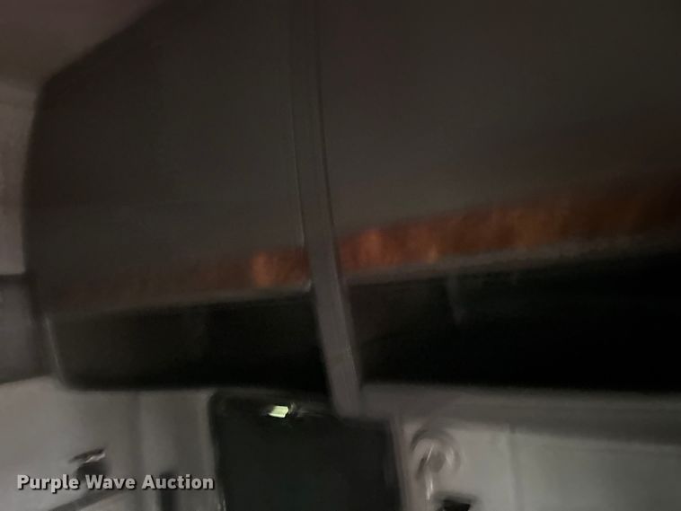 image for item ER2394 2019 International LT625 semi truck