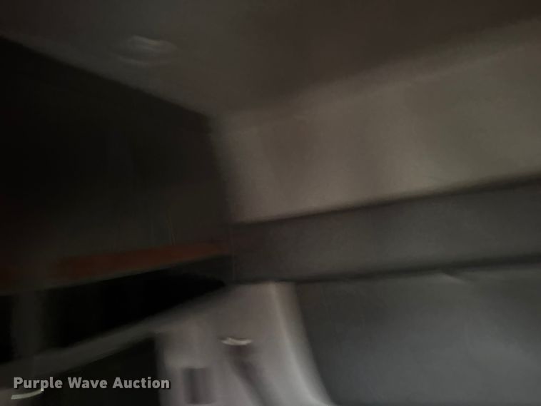 image for item ER2394 2019 International LT625 semi truck