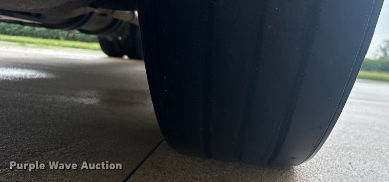 image for item ER2395 2015 Kenworth T680  semi truck